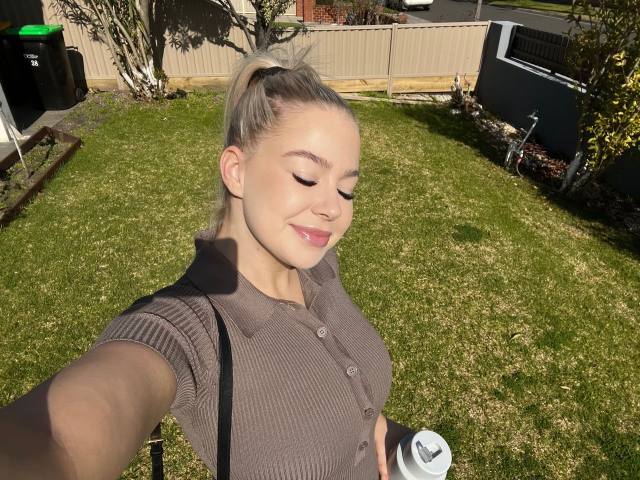 NAUGHTY ROSIE, AVAILABLE FOR INCALL AND OUTCALL SERVICE NAUGHTY ROSIE, AVAILABLE FOR INCALL AND OUTCALL SERVICE